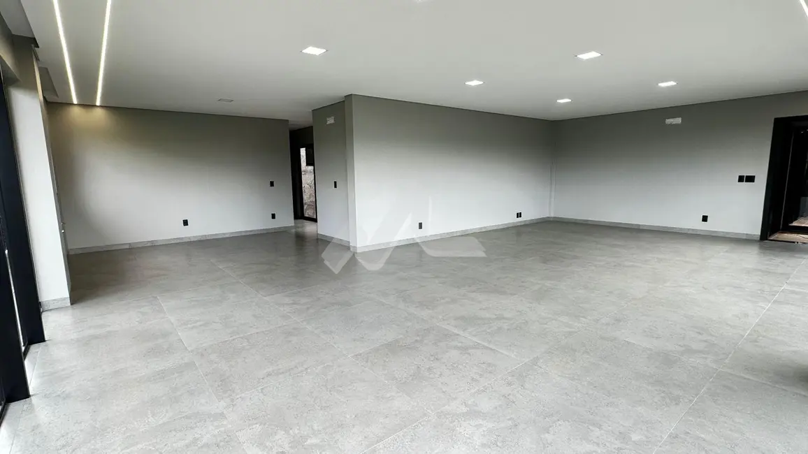 Apartamento para alugar, 168m2 em Vila Operária, Toledo - PR - imagem 4 Foto 4 de Apartamento para alugar, 168m2 em Vila Operária, Toledo - PR