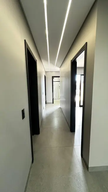 Apartamento para alugar, 168m2 em Vila Operária, Toledo - PR - imagem 9 Foto 9 de Apartamento para alugar, 168m2 em Vila Operária, Toledo - PR