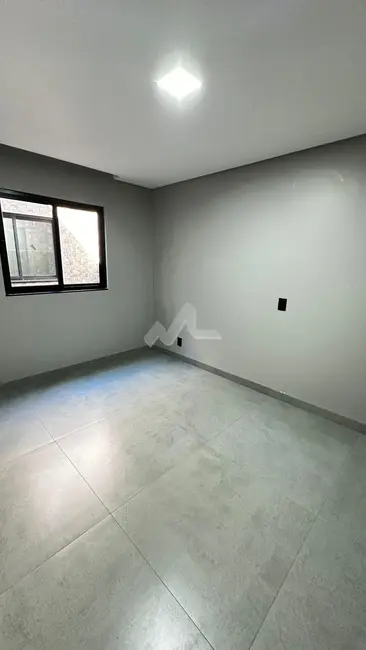 Foto 10 de Apartamento para alugar, 168m2 em Vila Operária, Toledo - PR