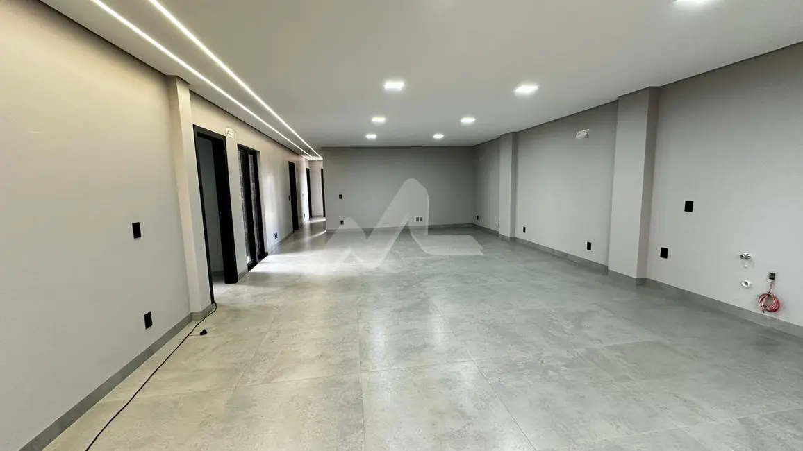 Apartamento para alugar, 168m2 em Vila Operária, Toledo - PR - imagem 3 Foto 3 de Apartamento para alugar, 168m2 em Vila Operária, Toledo - PR