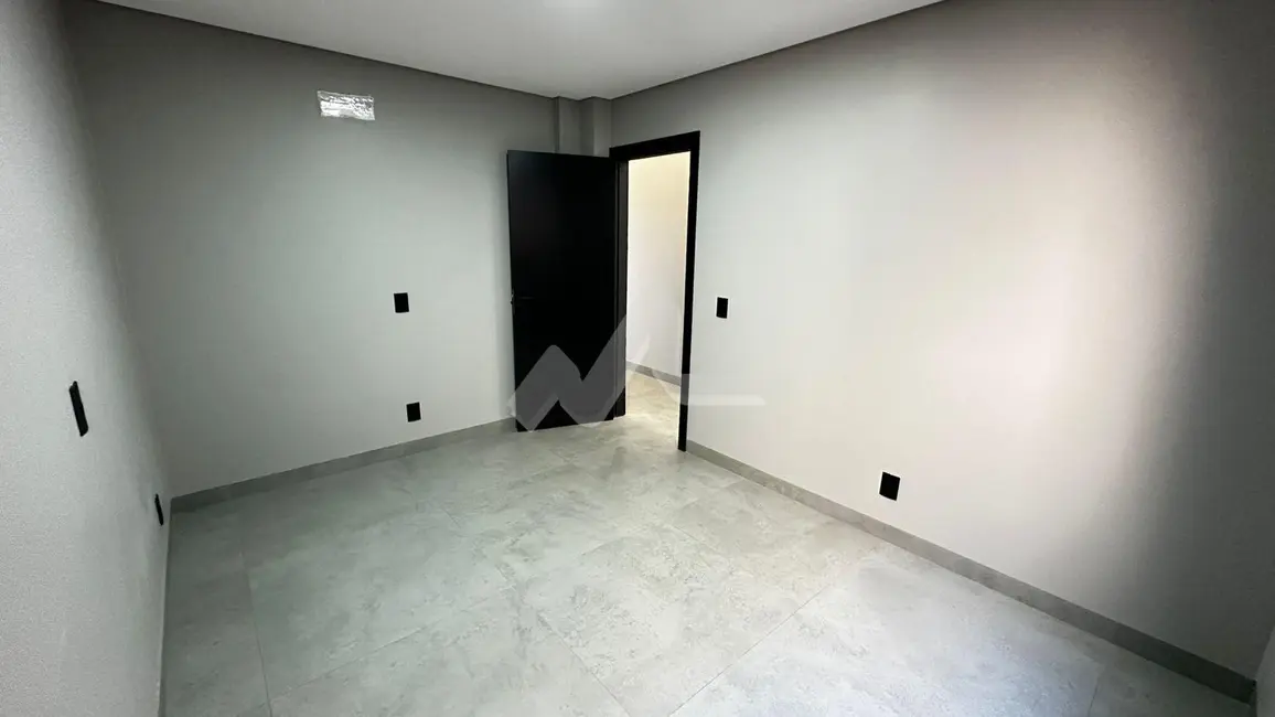 Foto 11 de Apartamento para alugar, 168m2 em Vila Operária, Toledo - PR