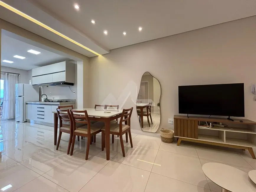 Apartamento com 3 quartos para alugar, 120m2 em Vila Industrial, Toledo - PR - imagem 5 Foto 5 de Apartamento com 3 quartos para alugar, 120m2 em Vila Industrial, Toledo - PR