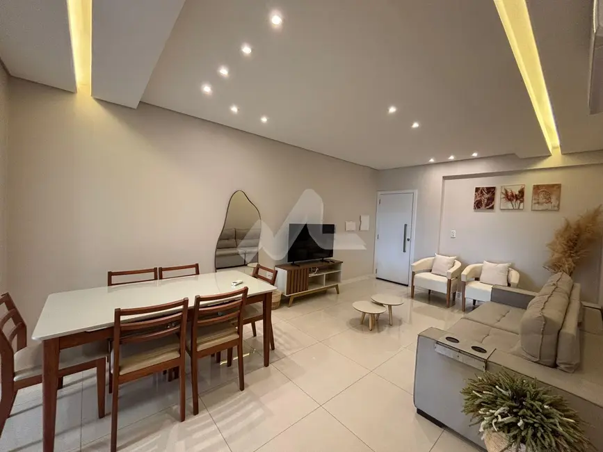 Apartamento com 3 quartos para alugar, 120m2 em Vila Industrial, Toledo - PR - imagem 7 Foto 7 de Apartamento com 3 quartos para alugar, 120m2 em Vila Industrial, Toledo - PR