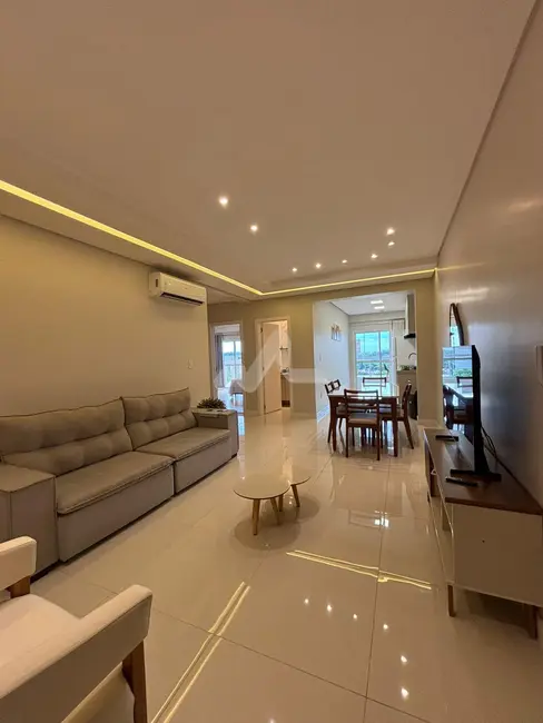 Apartamento com 3 quartos para alugar, 120m2 em Vila Industrial, Toledo - PR - imagem 3 Foto 3 de Apartamento com 3 quartos para alugar, 120m2 em Vila Industrial, Toledo - PR