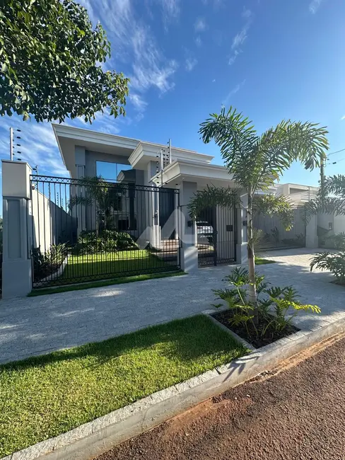 Foto 3 de Sobrado com 1 quarto à venda, 347m2 em Tocantins, Toledo - PR