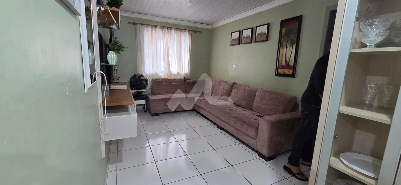 Foto 8 de Casa com 2 quartos à venda, 110m2 em Jardim Coopagro, Toledo - PR