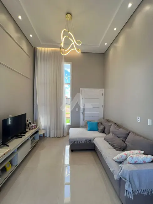 Foto 4 de Casa com 1 quarto à venda, 58m2 em Jardim Coopagro, Toledo - PR