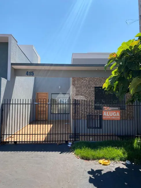 Foto 2 de Casa com 2 quartos à venda, 48m2 em Jardim Panorama, Toledo - PR