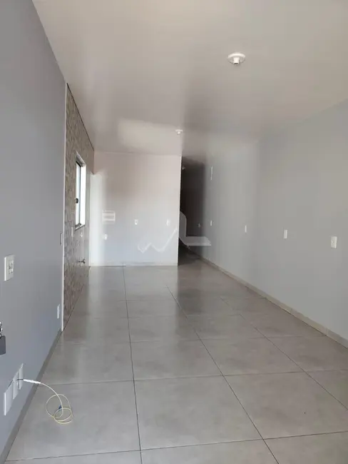 Foto 2 de Casa com 2 quartos à venda, 52m2 em Toledo - PR