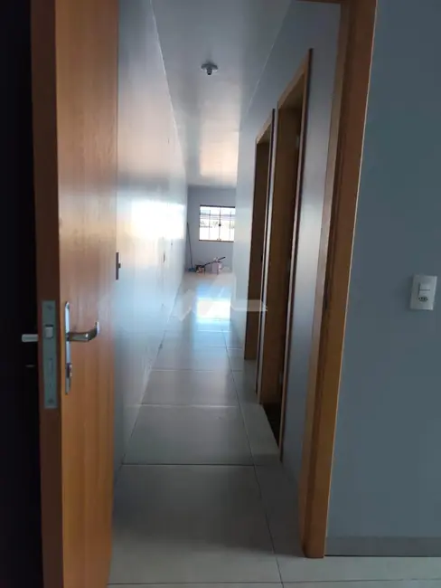 Foto 3 de Casa com 2 quartos à venda, 52m2 em Toledo - PR