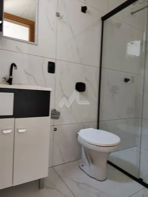 Foto 4 de Casa com 2 quartos à venda, 52m2 em Toledo - PR