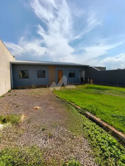 Foto 2 de Casa com 2 quartos para alugar, 40m2 em Cascavel - PR