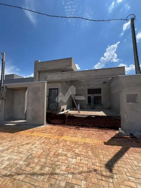 Foto 1 de Casa com 2 quartos à venda, 95m2 em Vila Becker, Toledo - PR