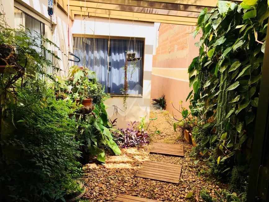 Foto 6 de Casa com 2 quartos à venda, 290m2 em Jardim Porto Alegre, Toledo - PR