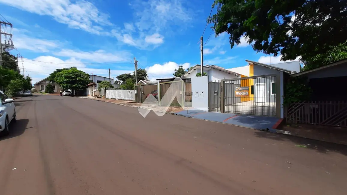 Foto 3 de Casa com 1 quarto à venda, 66m2 em Vila Operária, Toledo - PR