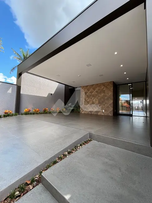 Foto 3 de Casa com 2 quartos à venda, 149m2 em Vila Becker, Toledo - PR