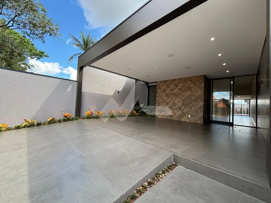 Foto 1 de Casa com 2 quartos à venda, 149m2 em Vila Becker, Toledo - PR