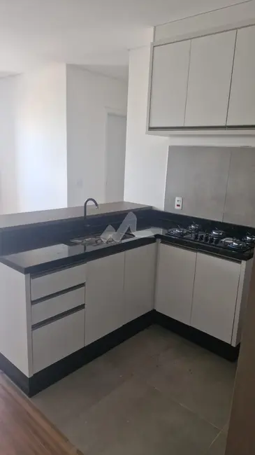 Apartamento com 2 quartos para alugar, 54m2 em Vila Industrial, Toledo - PR - imagem 4 Foto 4 de Apartamento com 2 quartos para alugar, 54m2 em Vila Industrial, Toledo - PR