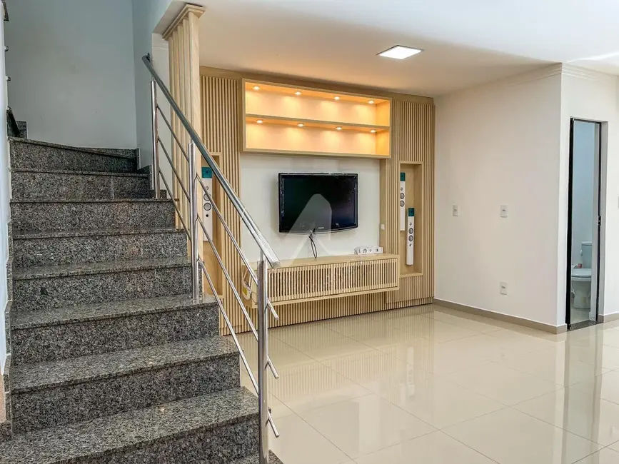 Foto 5 de Sobrado à venda em Jardim Pancera, Toledo - PR