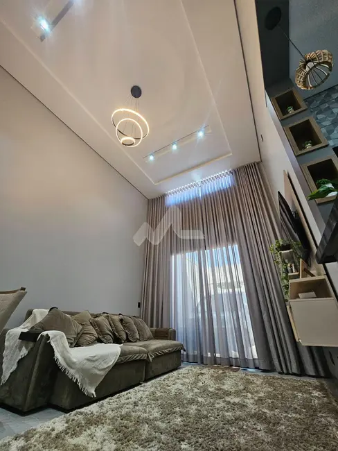 Foto 1 de Casa à venda em Jardim Panorama, Toledo - PR