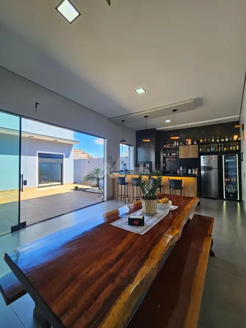 Foto 6 de Casa à venda em Jardim Panorama, Toledo - PR