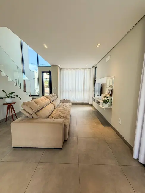 Foto 4 de Sobrado à venda em Vila Becker, Toledo - PR