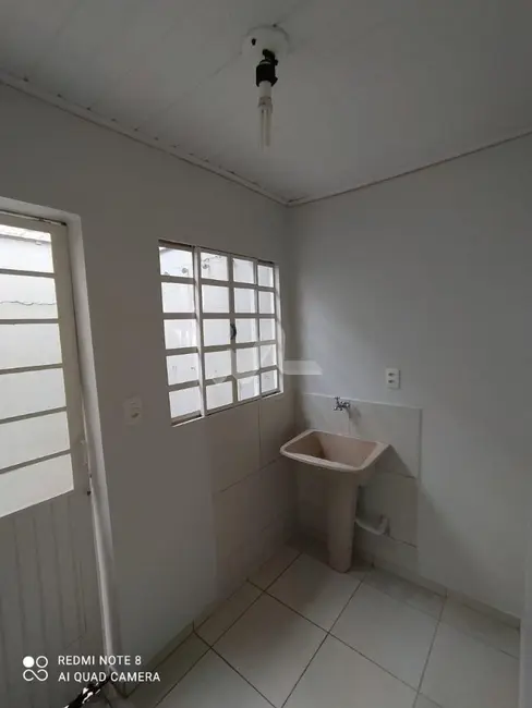 Sobrado com 2 quartos para alugar, 160m2 em Centro, Toledo - PR - imagem 5 Foto 5 de Sobrado com 2 quartos para alugar, 160m2 em Centro, Toledo - PR
