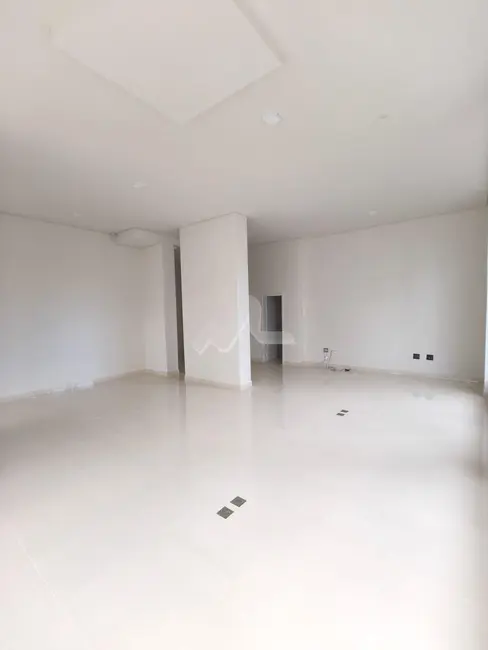 Sala Comercial para alugar, 100m2 em Centro, Toledo - PR - imagem 4 Foto 4 de Sala Comercial para alugar, 100m2 em Centro, Toledo - PR