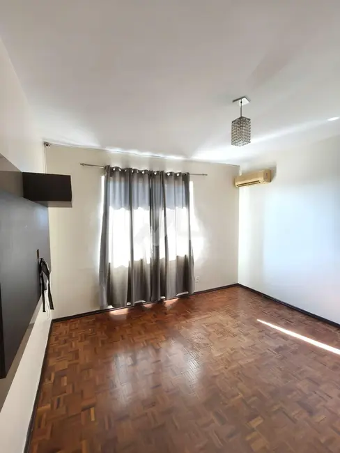 Apartamento com 2 quartos para alugar, 140m2 em Centro, Toledo - PR - imagem 8 Foto 8 de Apartamento com 2 quartos para alugar, 140m2 em Centro, Toledo - PR