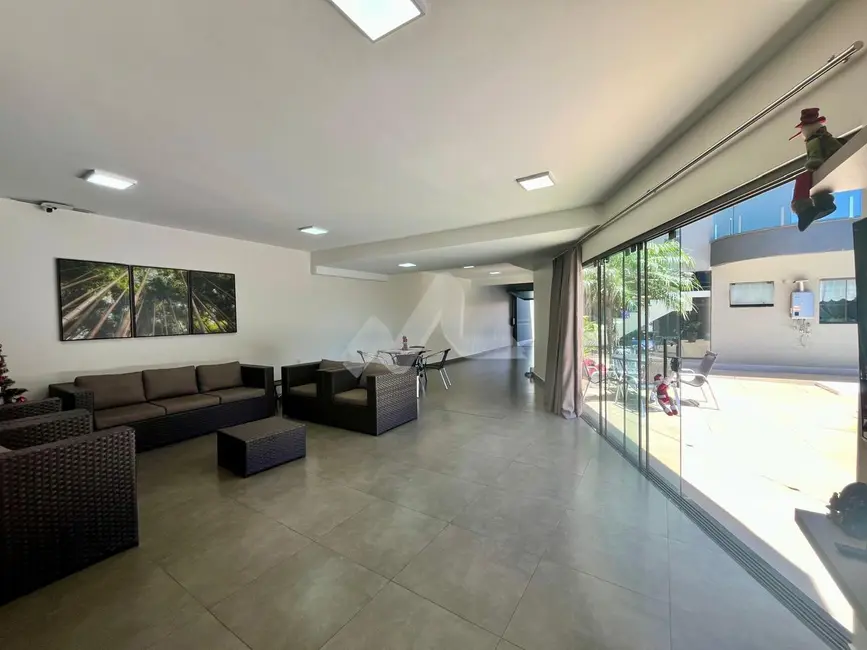 Foto 8 de Casa com 3 quartos à venda, 415m2 em Centro, Cascavel - PR