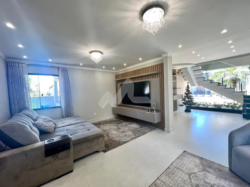 Foto 7 de Casa com 3 quartos à venda, 415m2 em Centro, Cascavel - PR