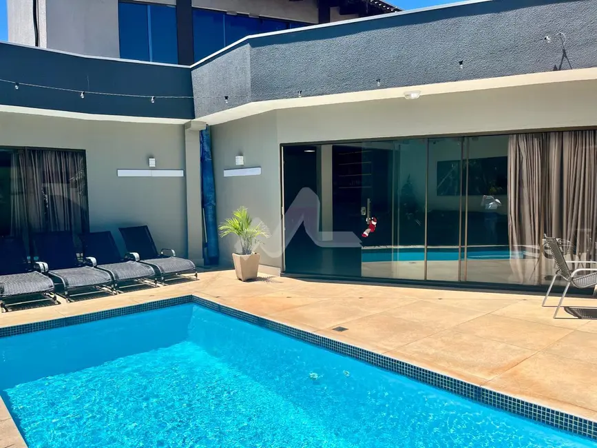 Foto 5 de Casa com 3 quartos à venda, 415m2 em Centro, Cascavel - PR