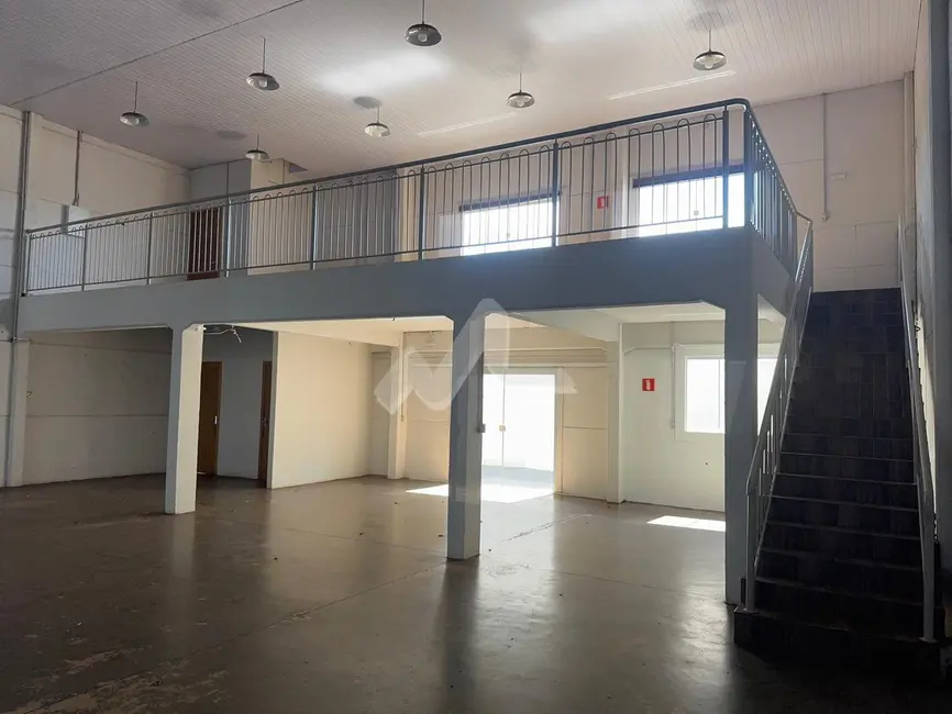 Armazém / Galpão para alugar, 330m2 em Jardim Gisela, Toledo - PR - imagem 5 Foto 5 de Armazém / Galpão para alugar, 330m2 em Jardim Gisela, Toledo - PR