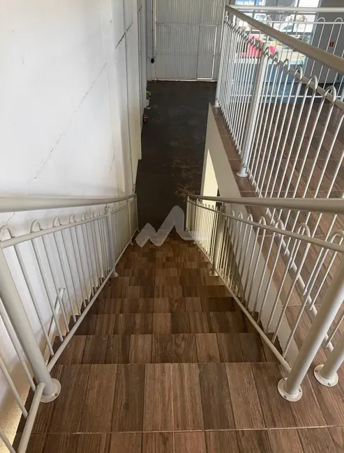Armazém / Galpão para alugar, 330m2 em Jardim Gisela, Toledo - PR - imagem 9 Foto 9 de Armazém / Galpão para alugar, 330m2 em Jardim Gisela, Toledo - PR