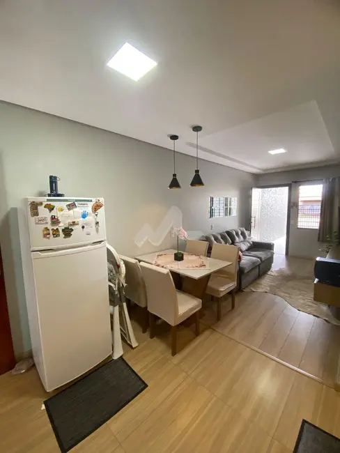 Casa com 2 quartos à venda, 48m2 em Pinheirinho, Toledo - PR - imagem 7 Foto 7 de Casa com 2 quartos à venda, 48m2 em Pinheirinho, Toledo - PR