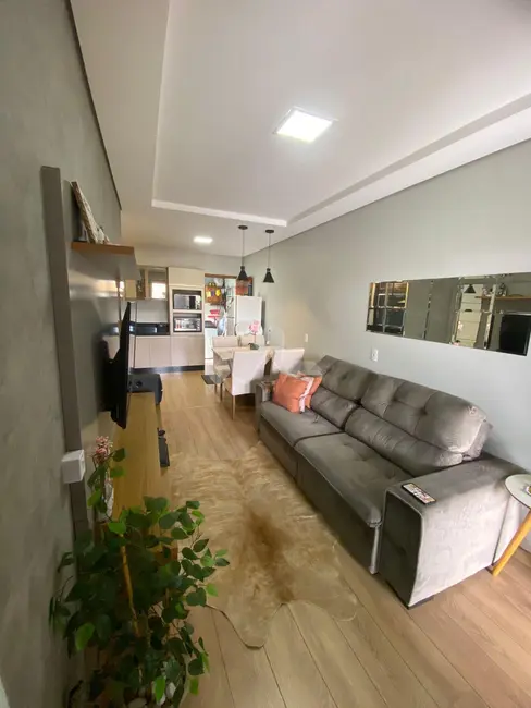 Casa com 2 quartos à venda, 48m2 em Pinheirinho, Toledo - PR - imagem 1 Foto 1 de Casa com 2 quartos à venda, 48m2 em Pinheirinho, Toledo - PR
