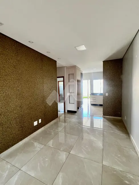 Foto 4 de Casa com 2 quartos à venda, 99m2 em Jardim Gisela, Toledo - PR