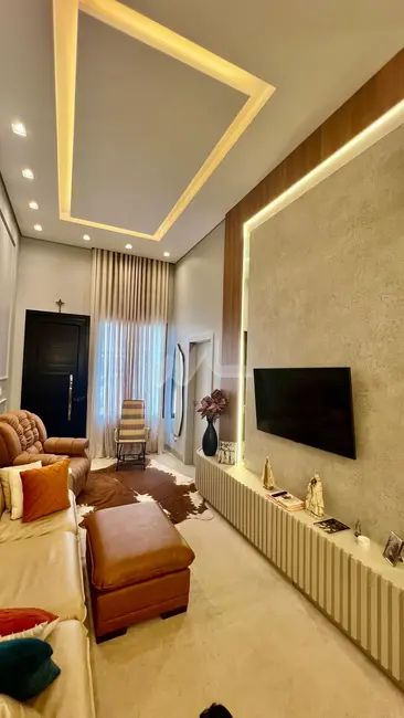 Foto 5 de Casa com 2 quartos à venda, 109m2 em Jardim Pancera, Toledo - PR