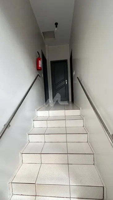 Apartamento com 2 quartos para alugar, 52m2 em Centro, Toledo - PR - imagem 3 Foto 3 de Apartamento com 2 quartos para alugar, 52m2 em Centro, Toledo - PR
