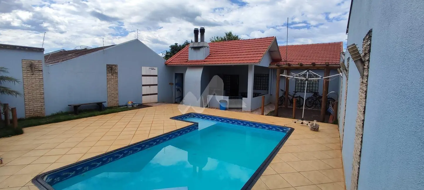 Foto 1 de Casa com 3 quartos à venda e para alugar, 99m2 em Jardim Europa, Toledo - PR