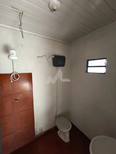 Foto 4 de Casa com 1 quarto para alugar, 30m2 em Toledo - PR