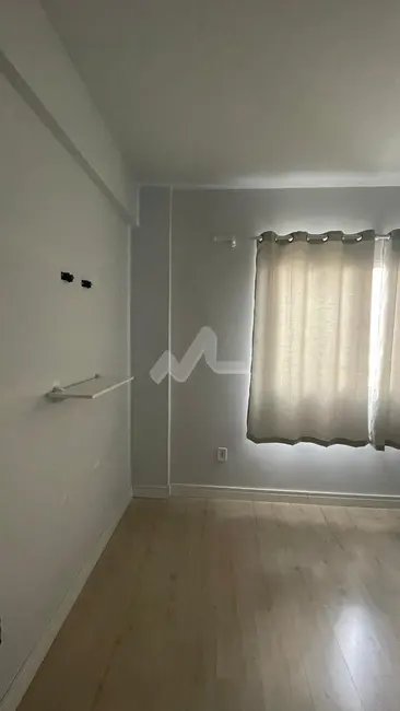 Foto 3 de Apartamento à venda, 77m2 em Tocantins, Toledo - PR