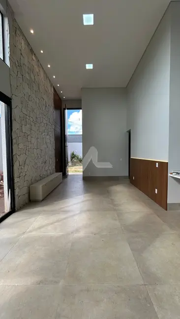 Foto 3 de Casa à venda, 143m2 em Jardim Gisela, Toledo - PR