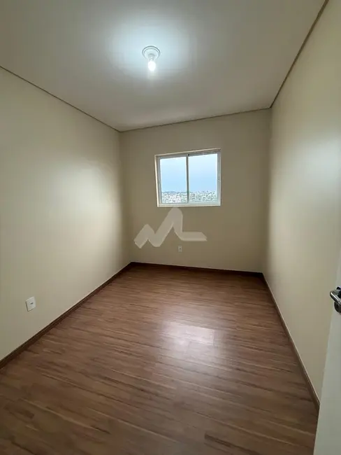 Foto 7 de Apartamento com 2 quartos à venda, 54m2 em Vila Industrial, Toledo - PR