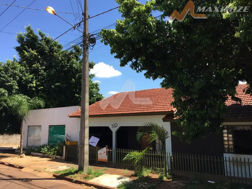 Foto 3 de Casa com 3 quartos à venda, 200m2 em Vila Pioneiro, Toledo - PR