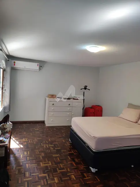 Foto 9 de Casa com 2 quartos à venda, 302m2 em Jardim Gisela, Toledo - PR