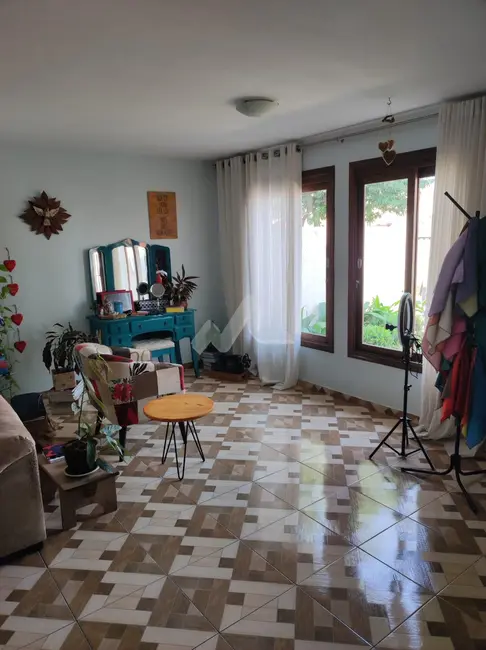Foto 3 de Casa com 2 quartos à venda, 302m2 em Jardim Gisela, Toledo - PR