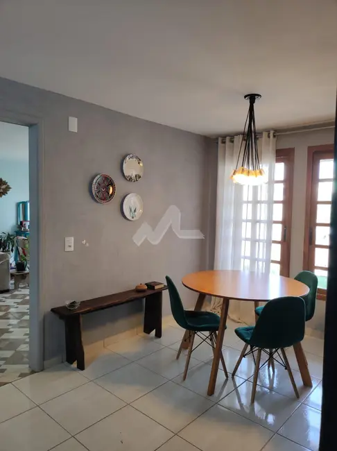 Foto 6 de Casa com 2 quartos à venda, 302m2 em Jardim Gisela, Toledo - PR