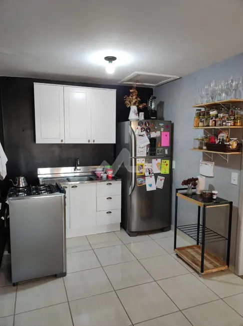 Foto 8 de Casa com 2 quartos à venda, 302m2 em Jardim Gisela, Toledo - PR