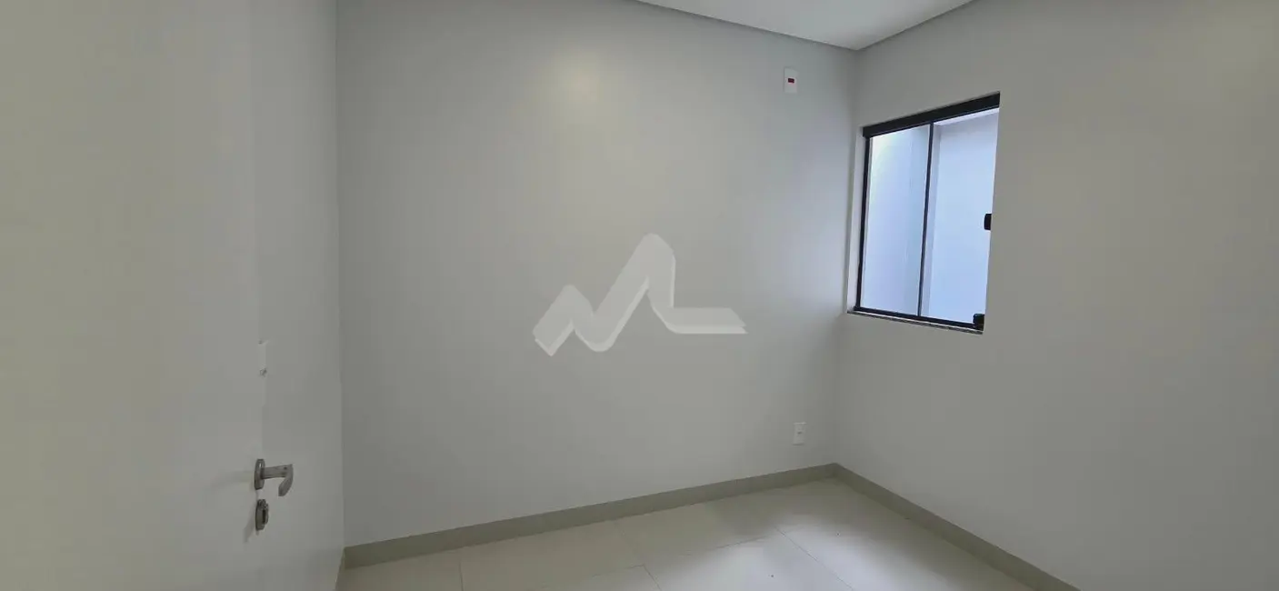 Casa com 2 quartos para alugar, 58m2 em Jardim Coopagro, Toledo - PR - imagem 8 Foto 8 de Casa com 2 quartos para alugar, 58m2 em Jardim Coopagro, Toledo - PR